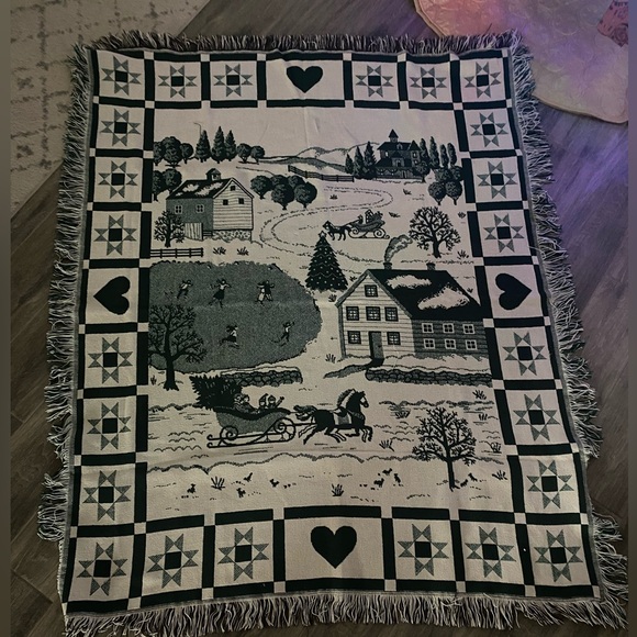 Christmas Tree Sleigh Ride Ice Skating Hearts Crown Crafts Throw Blanket Winter - Picture 2 of 6